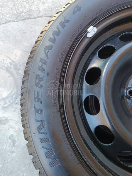 Firestone 205/60 R16 Zimska