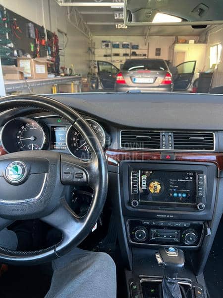 Multimedija Android Carplay