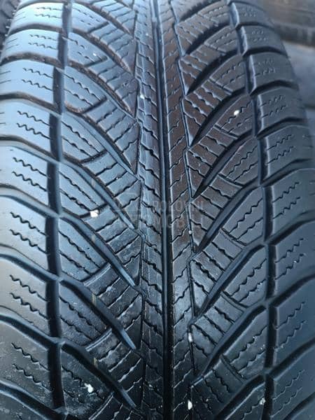 Goodyear 205/60 R16 Zimska