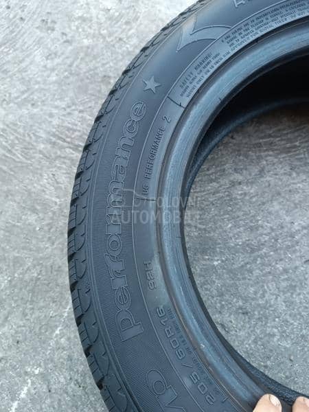 Goodyear 205/60 R16 Zimska