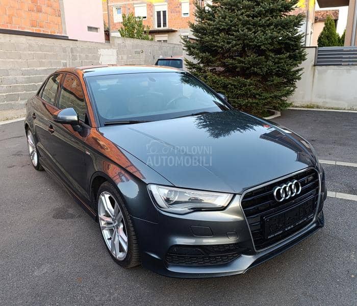 Audi A3 1,6 3 x S LINE