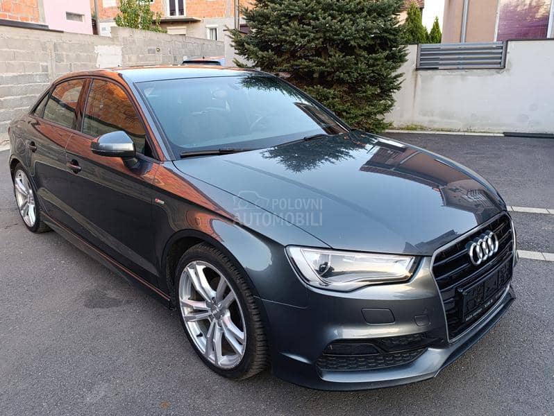 Audi A3 1,6 3 x S LINE