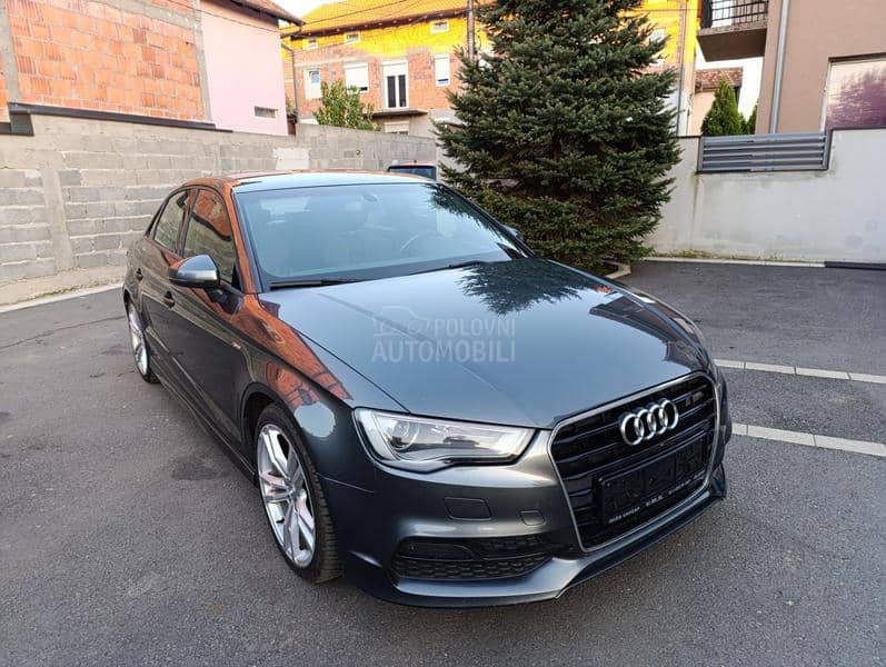 Audi A3 1,6 3 x S LINE