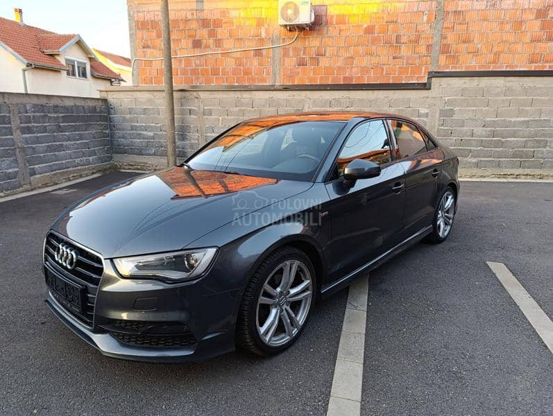 Audi A3 1,6 3 x S LINE