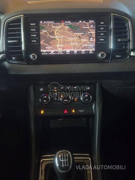 Škoda Karoq NAV/KAMERA