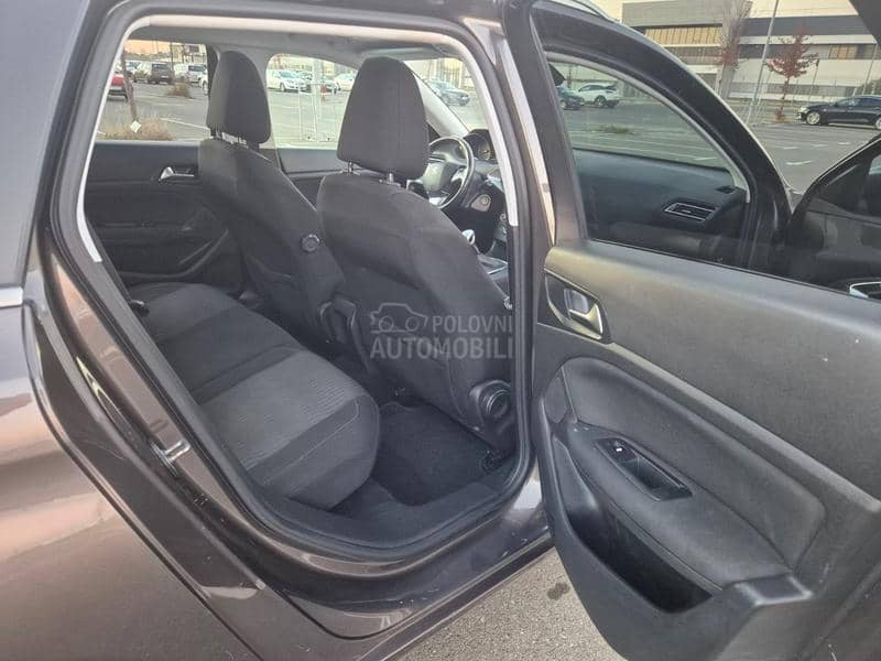 Peugeot 308 1.6 BLUEHDI