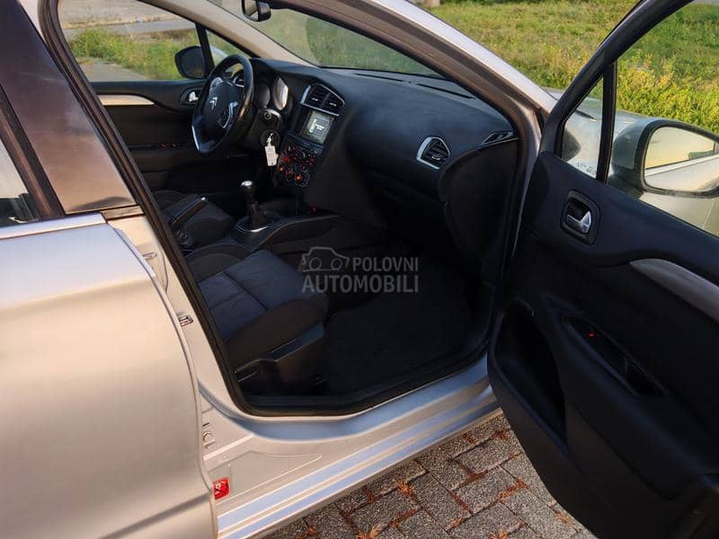 Citroen C4 1.6 hdi, na.vigacija
