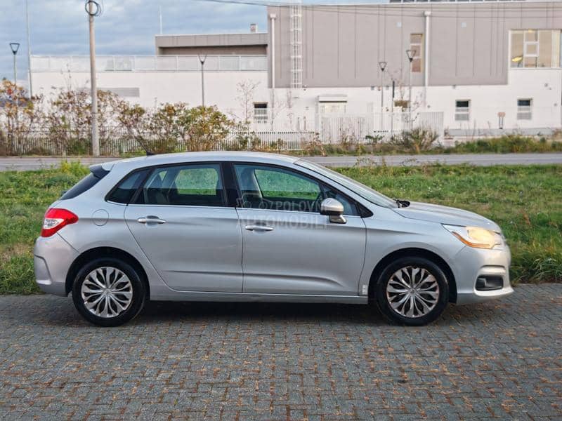 Citroen C4 1.6 hdi, na.vigacija
