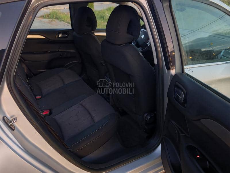 Citroen C4 1.6 hdi, na.vigacija