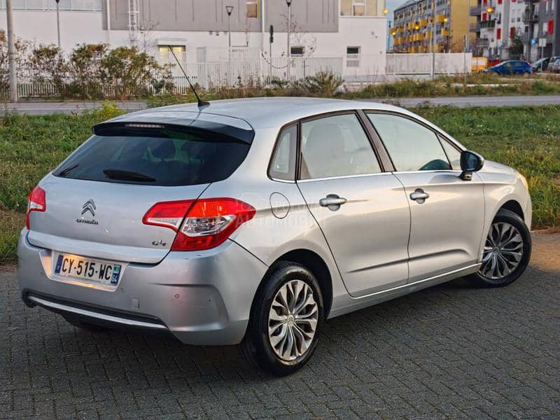 Citroen C4 1.6 hdi, na.vigacija