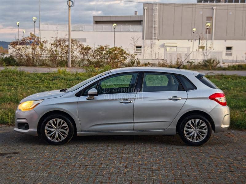 Citroen C4 1.6 hdi, na.vigacija