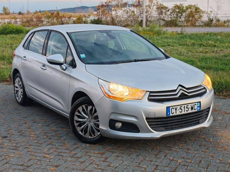 Citroen C4 1.6 hdi, na.vigacija