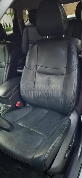 Nissan X-Trail TEKNA 7 SEDISTA