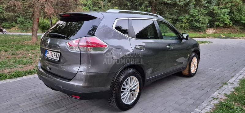 Nissan X-Trail TEKNA 7 SEDISTA