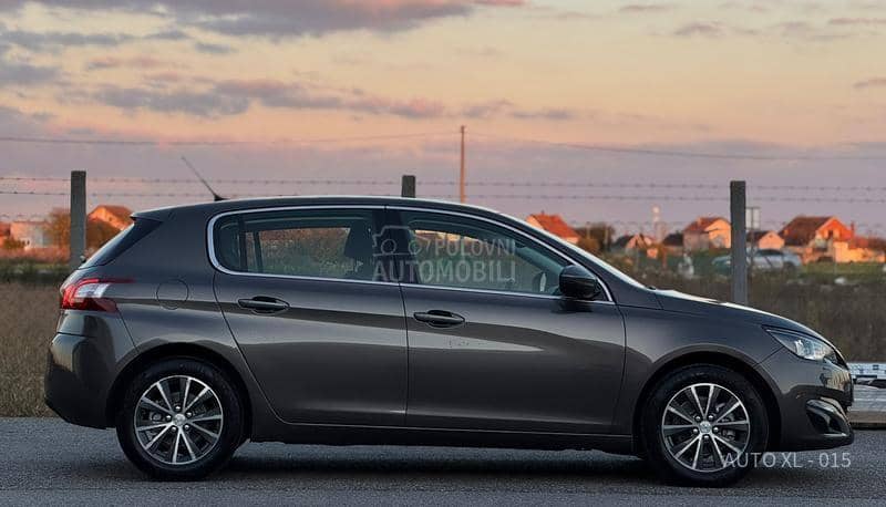 Peugeot 308 1.6 E HDI / ALLURE