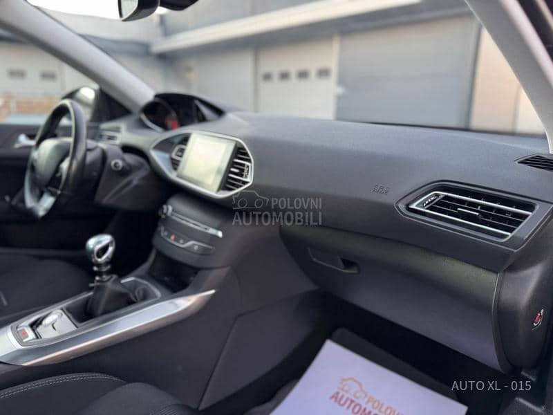 Peugeot 308 1.6 E HDI / ALLURE