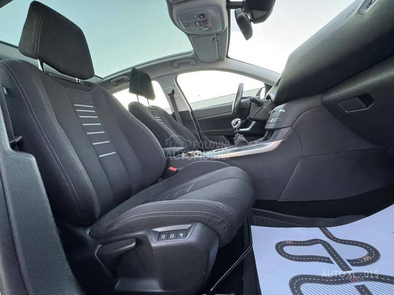 Peugeot 308 1.6 E HDI / ALLURE