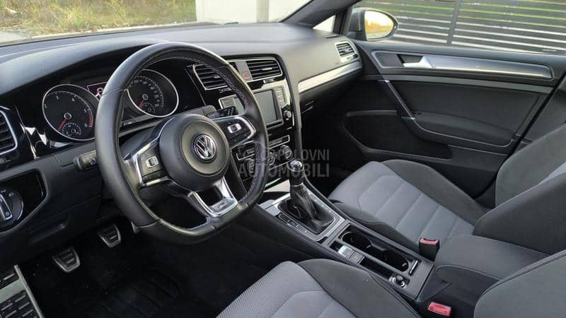 Volkswagen Golf 7 R-line