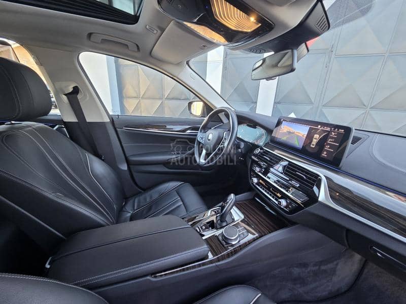 BMW 520 Lux/pano/adapt/HuD