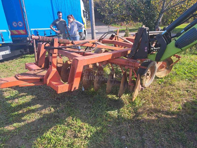 Agram Razol 18 diskova