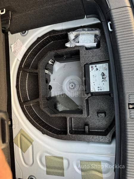 Audi A1 1.2 bi color S line