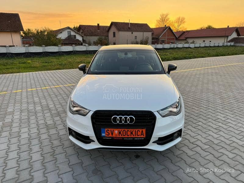 Audi A1 1.2 bi color S line