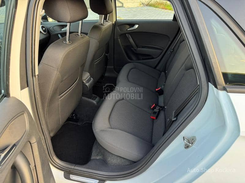 Audi A1 1.2 bi color S line