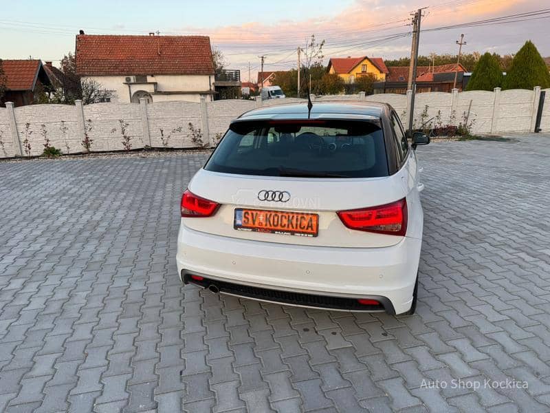 Audi A1 1.2 bi color S line