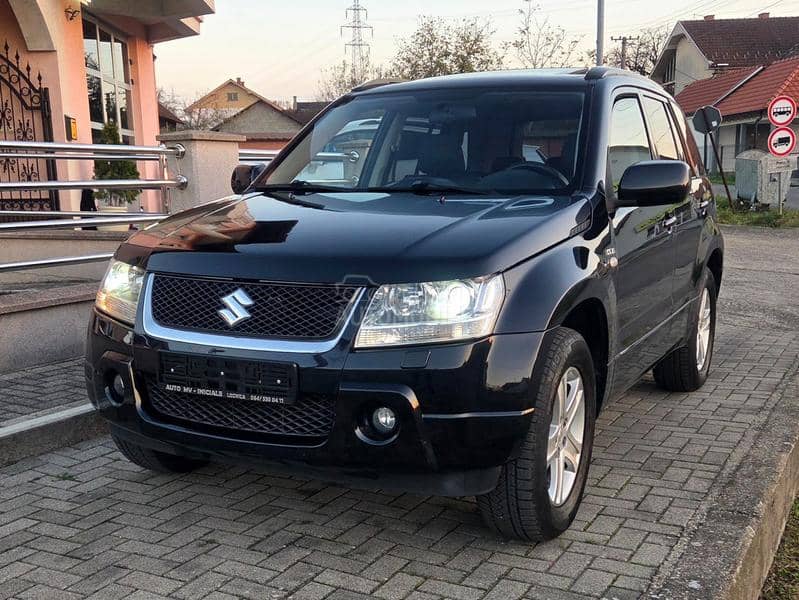 Suzuki Grand Vitara 1.9 DDIS Xenon