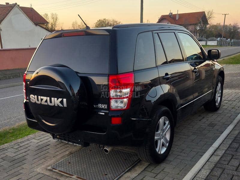 Suzuki Grand Vitara 1.9 DDIS Xenon