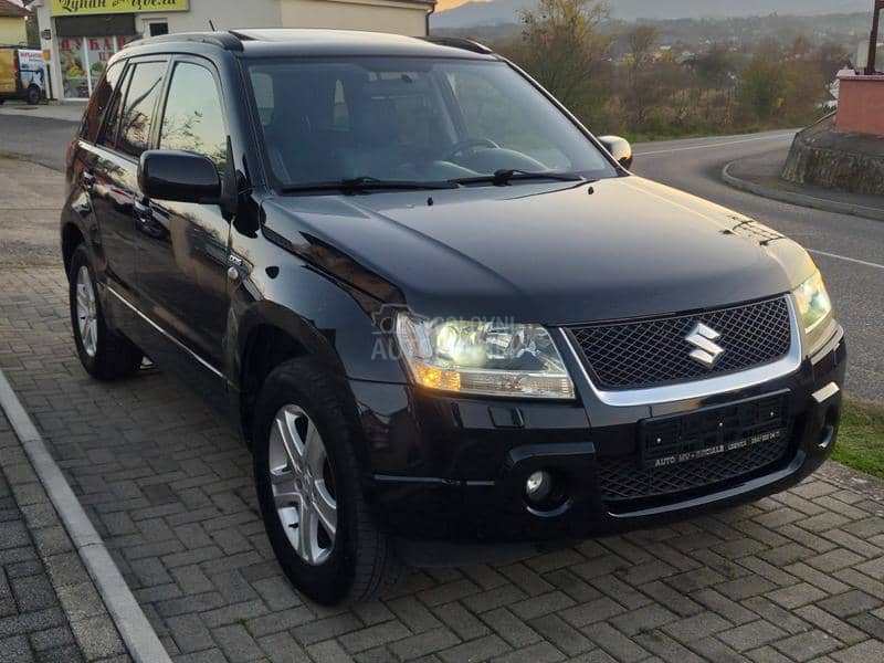 Suzuki Grand Vitara 1.9 DDIS Xenon