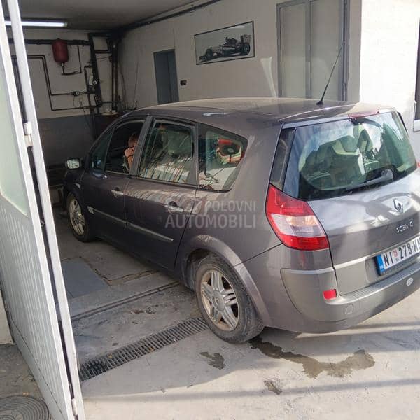 Renault Grand Scenic -  kompletan auto u delovima