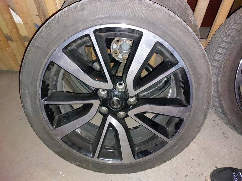 Aluminijumske felne Nissan 19" 5 x 114.3