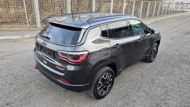 Jeep Compass 2.0 170Trailhawk 4WD