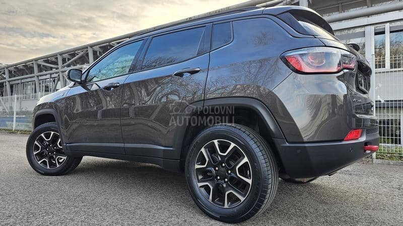 Jeep Compass 2.0 170Trailhawk 4WD
