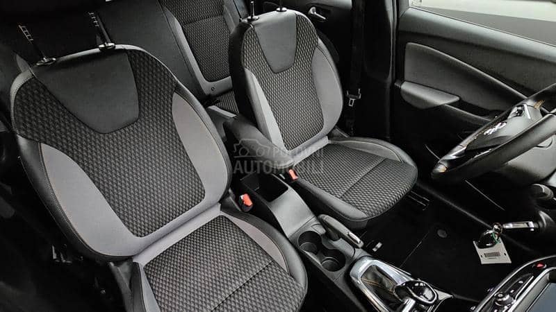 Opel Crossland X  1.5 120hp INNOVATION