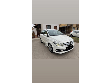 Mercedes Benz B 200 AVANTGARDE