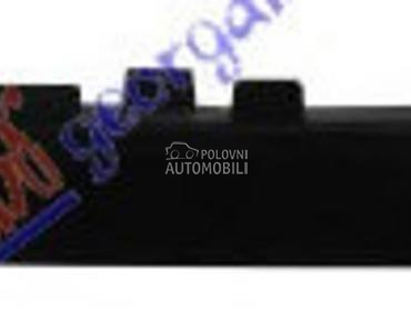 NOSAC RESETKE PREDNJEG BRANIKA za Renault Captur od 2013. do 2017. god.