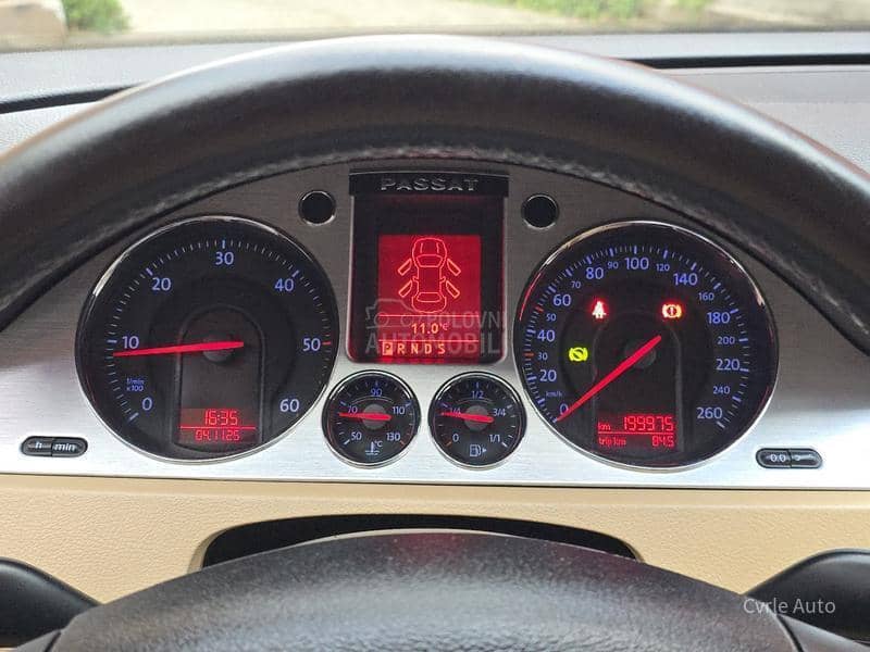 Volkswagen Passat B6 /2.0TDI FUL N0V DSG/