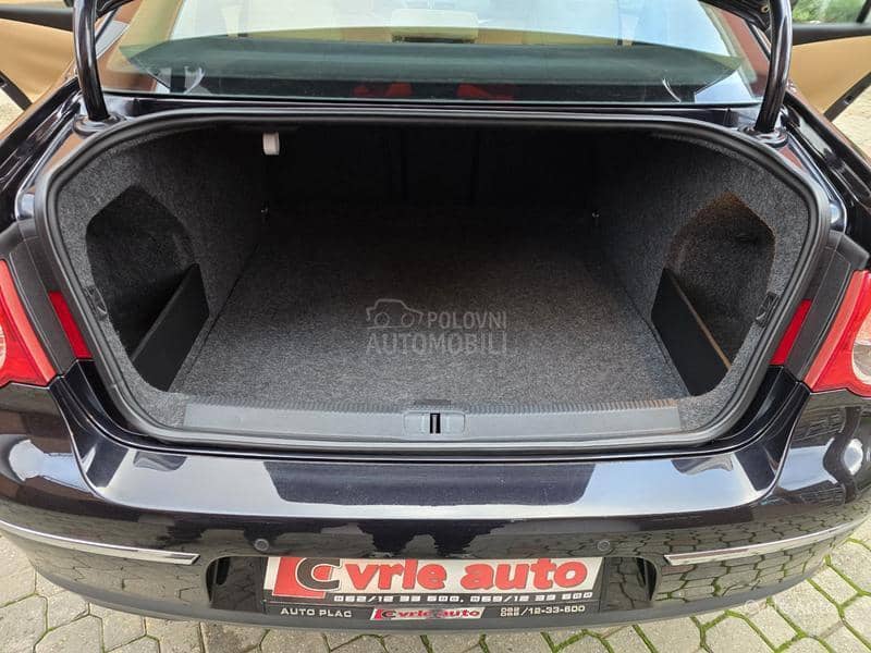 Volkswagen Passat B6 /2.0TDI FUL N0V DSG/