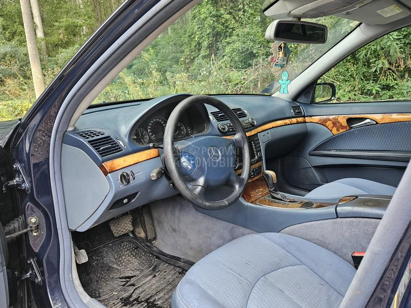 Mercedes Benz E 200 cdi
