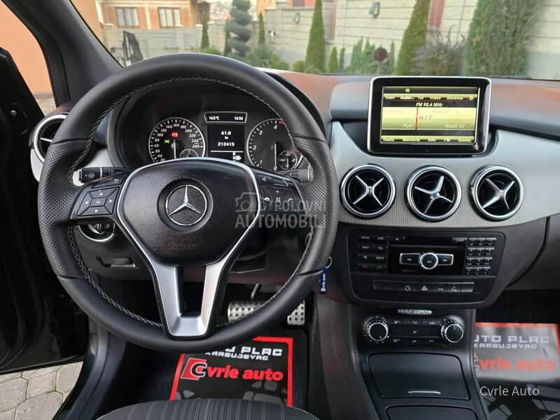 Mercedes Benz B 200 CDI TOTAL FUL N0V