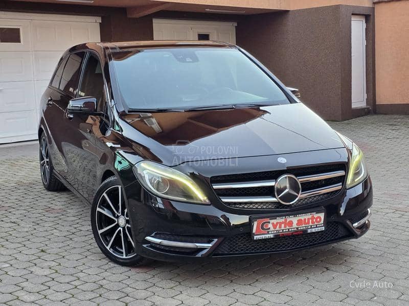 Mercedes Benz B 200 CDI TOTAL FUL N0V