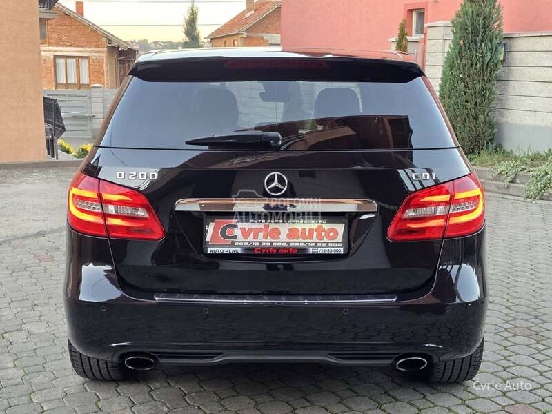 Mercedes Benz B 200 CDI TOTAL FUL N0V