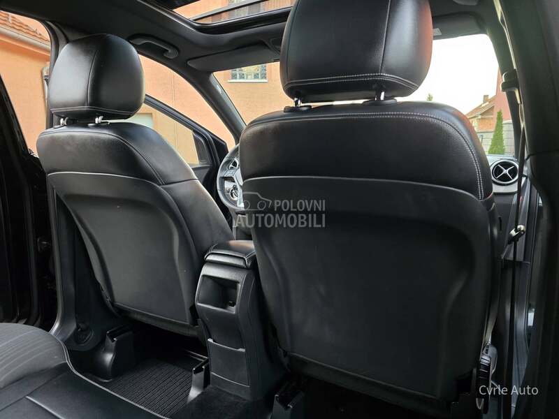 Mercedes Benz B 200 CDI TOTAL FUL N0V