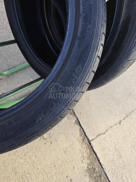 Hankook 215/45 R18 Letnja