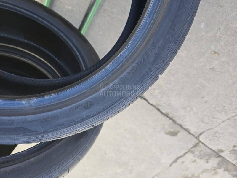 Hankook 215/45 R18 Letnja