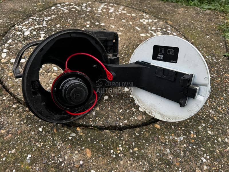 Poklopac rezervoara Z 474