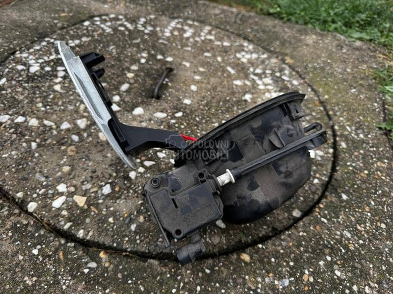 Poklopac rezervoara Z 474