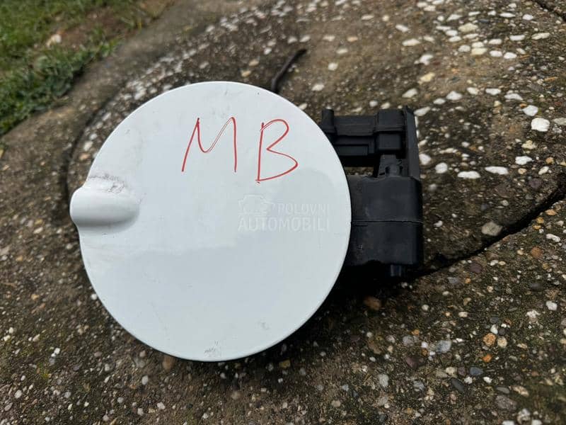 Poklopac rezervoara Z 474